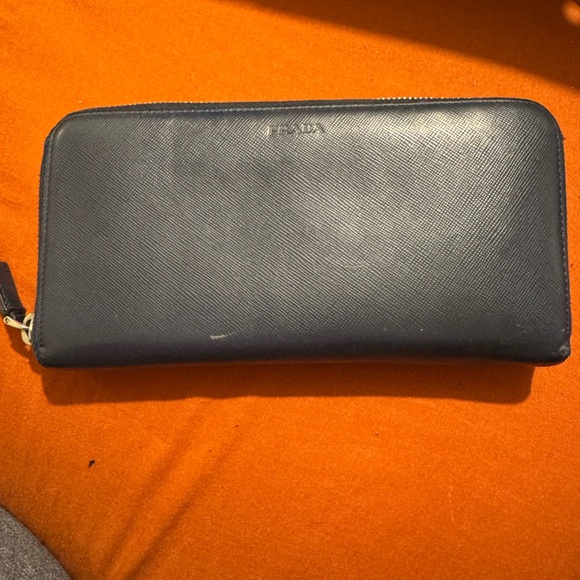 Prada Saffiano leather wallet in Navy blue - Picture 1 of 13